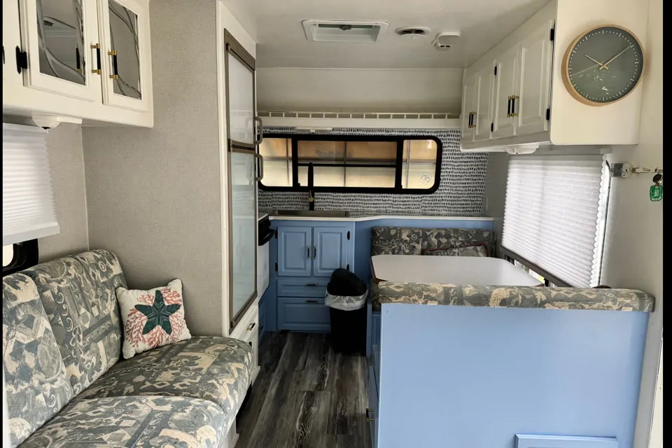 RV Rental - Beach Chicken 3