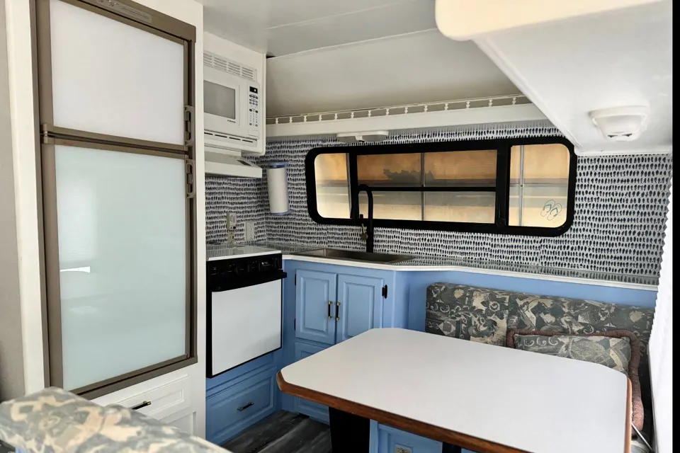 RV Rental - Beach Chicken 3