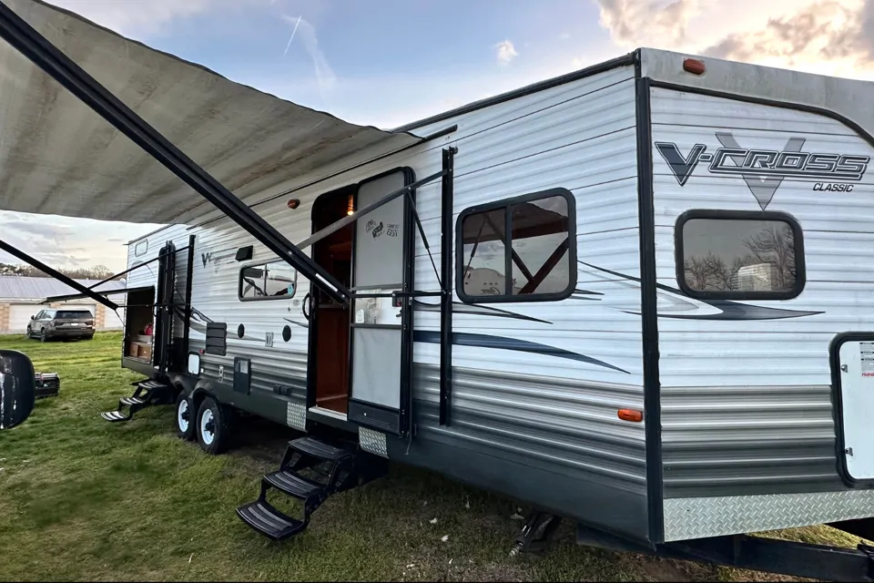 RV Rental - Beach Chicken 4 Exterior