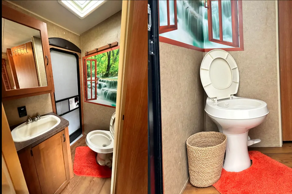 RV Rental - Beach Chicken 4 Bathroom