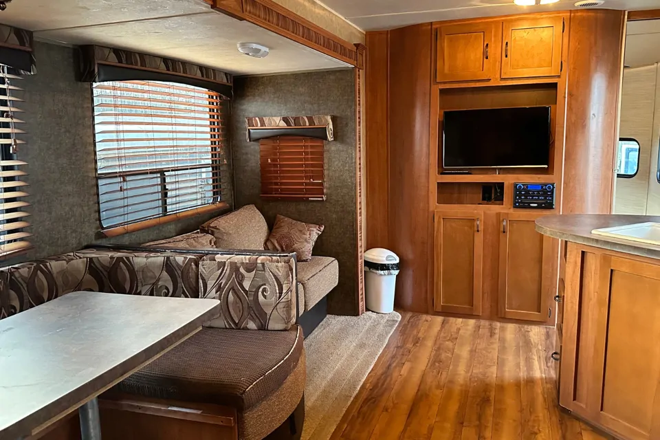 RV Rental - Beach Chicken 4