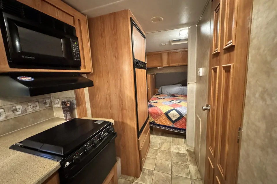 RV Rental Beach Chicken 5 Inside