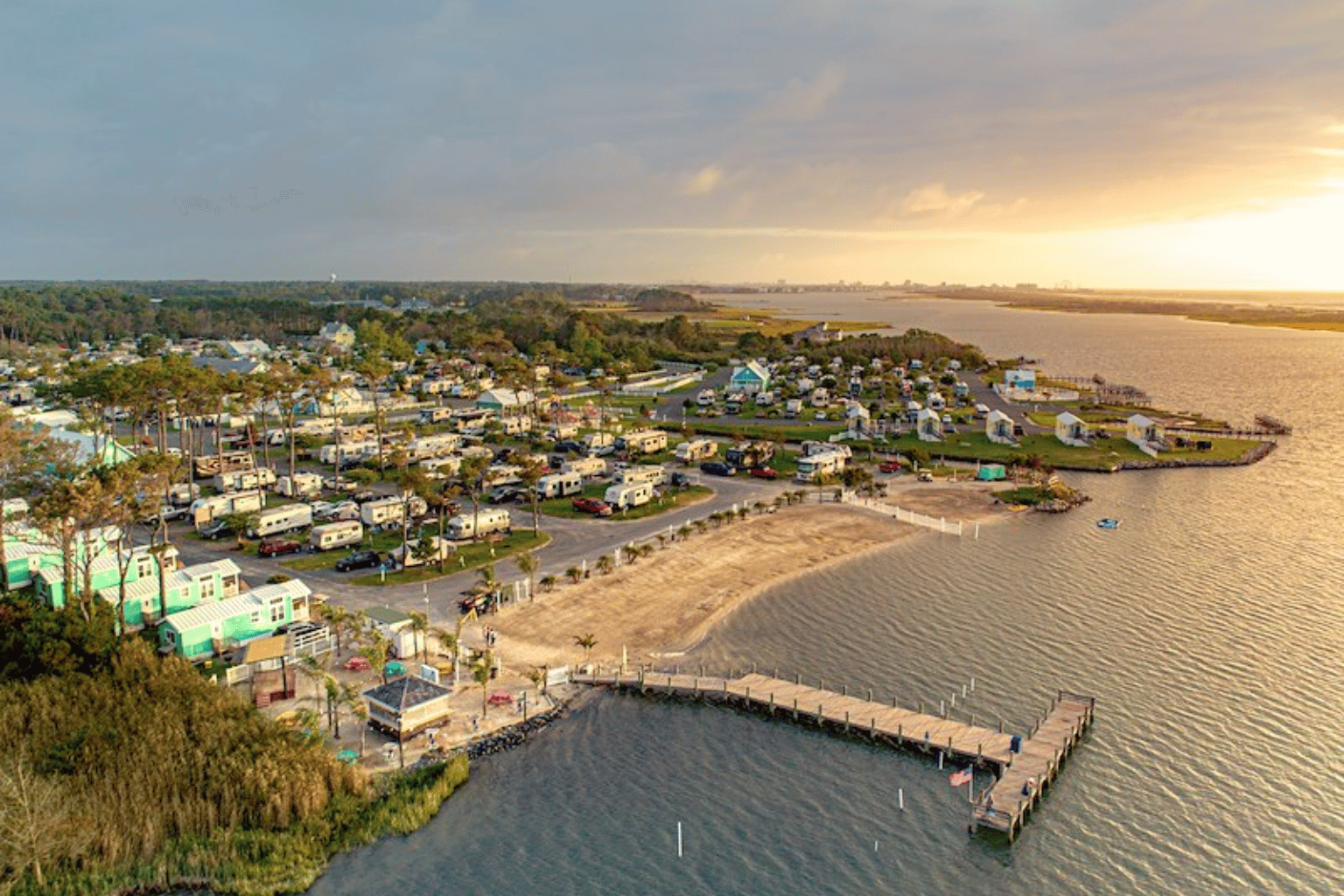 Castaways Sun Outdoors Ocean City bayfront campground Sinepuxent Bay